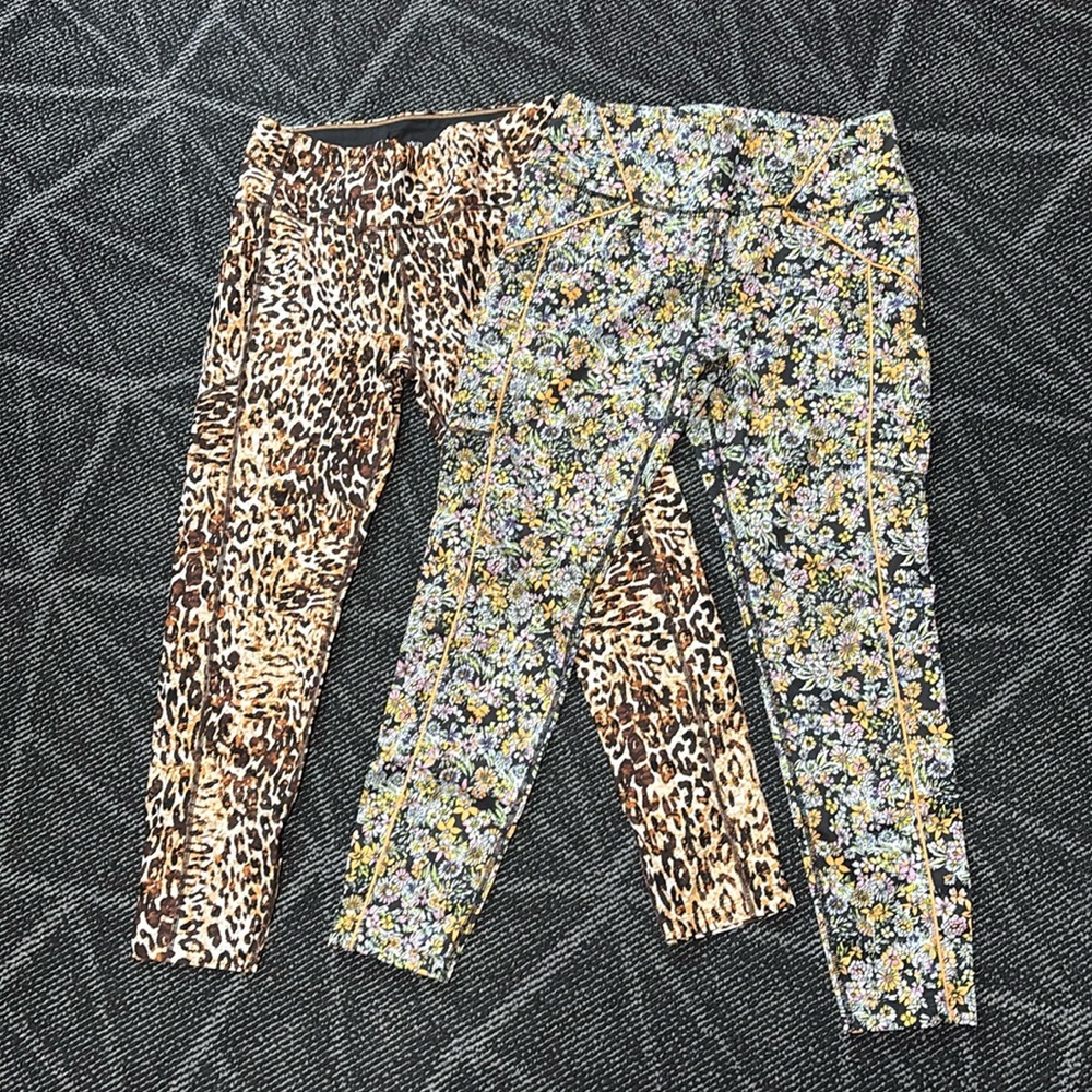 Lot of 2 leggings Sz M